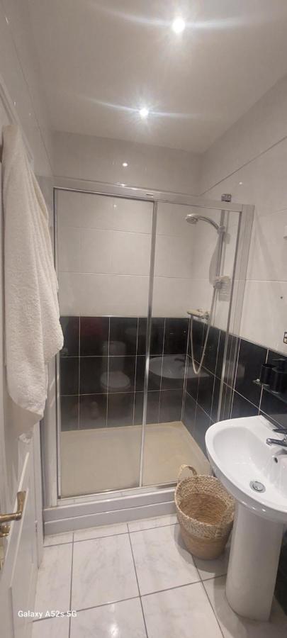 Londonderrys Bar And Accommodation Seaham Εξωτερικό φωτογραφία